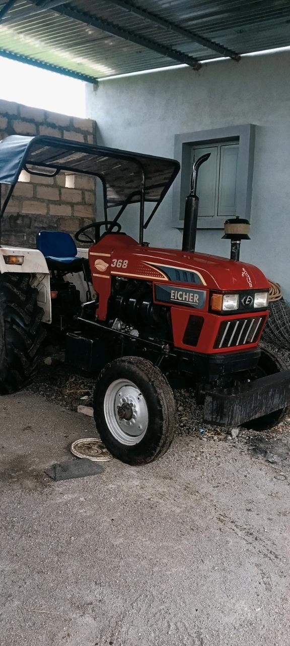 Eicher tractor
