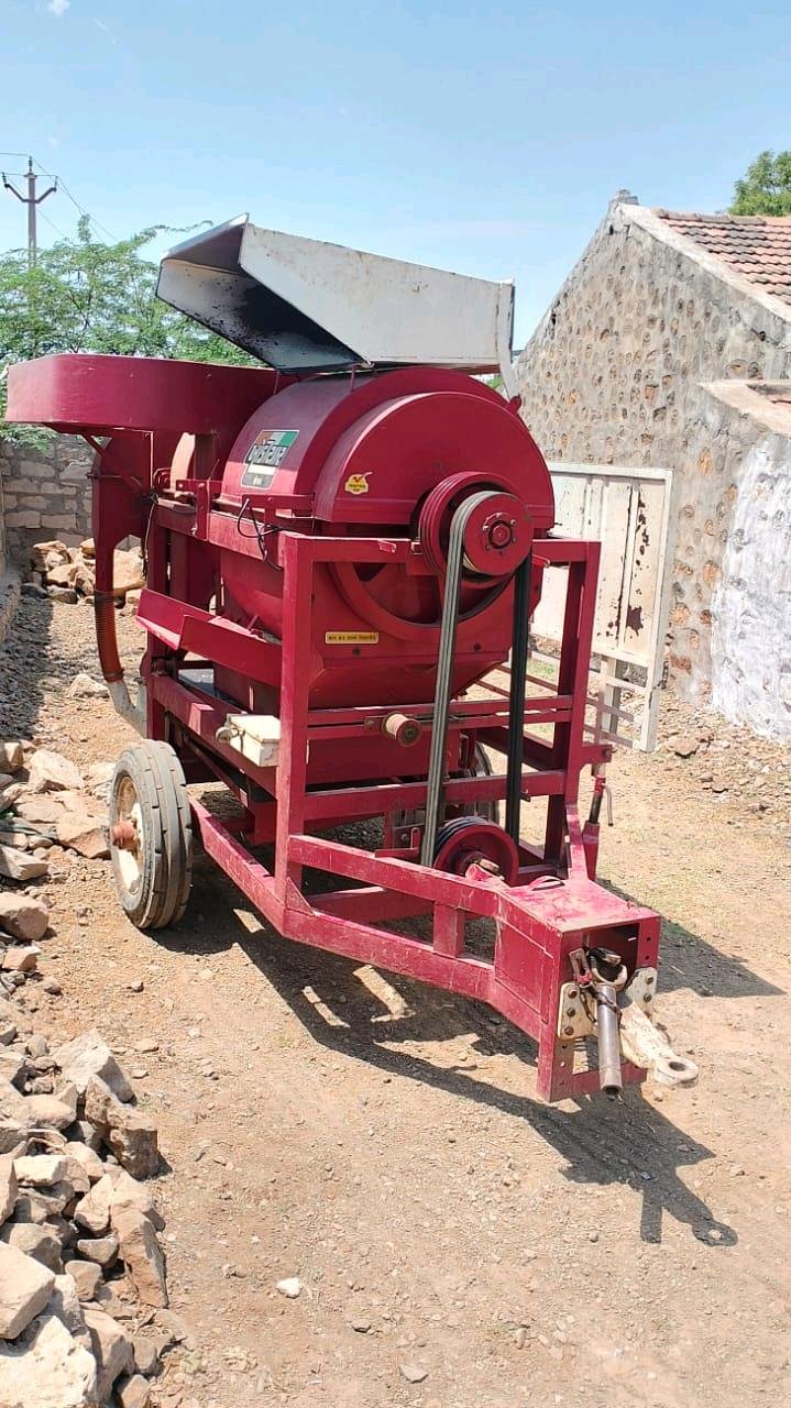 Khodiyar thresher